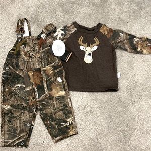 Brand new overalls 3 month and long sleeve shirt 3 month worn once